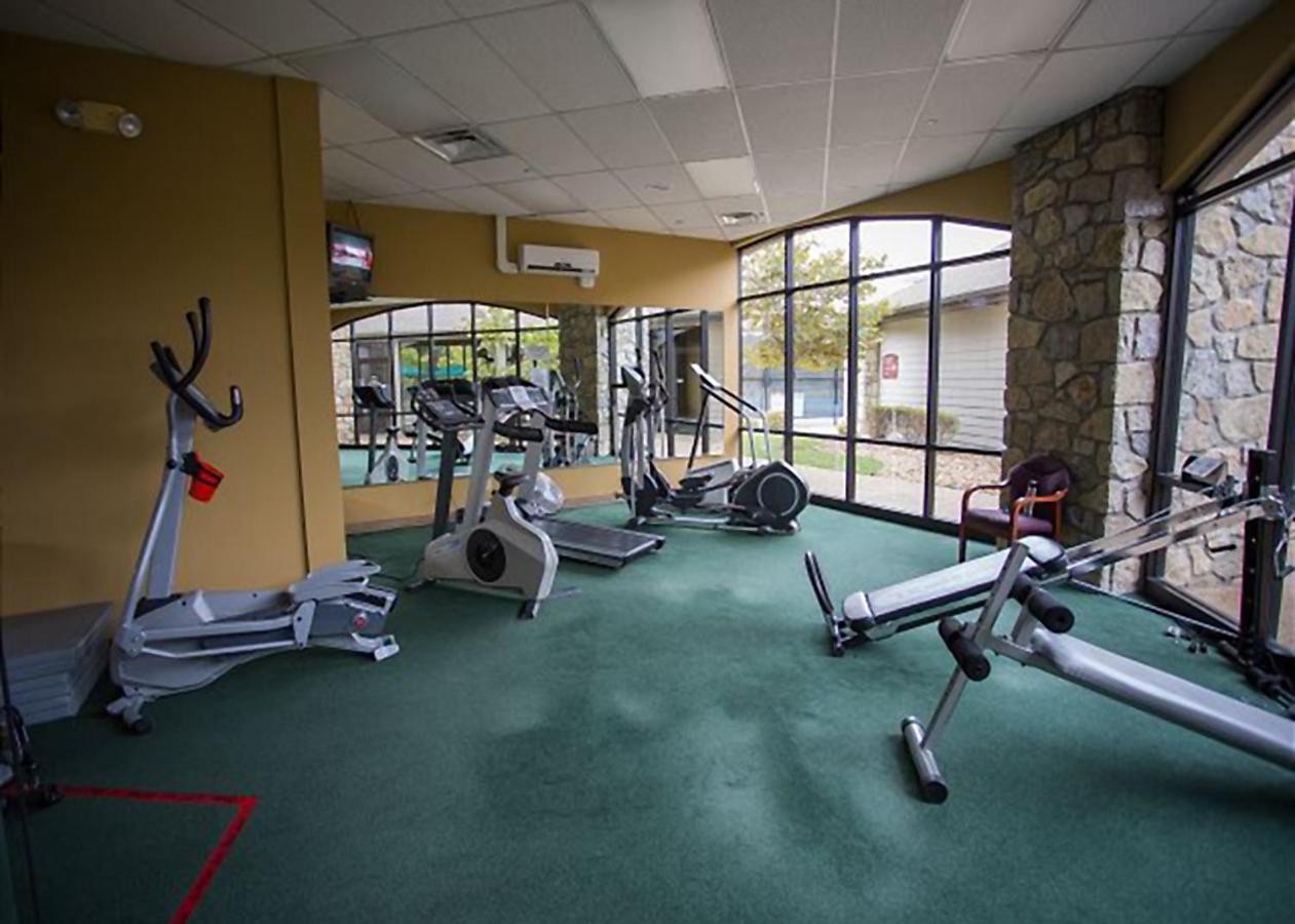 Couples Condo Retreat Overlooking Golf Course Branson West Extérieur photo